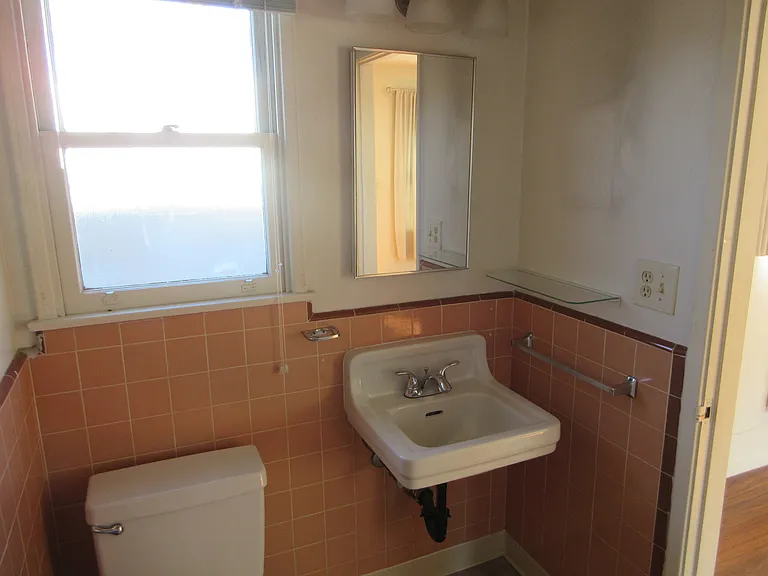 1225 Princeton St #D — Photo 3
