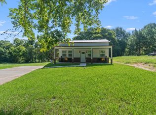 213 Victory St, Palestine, TX 75803
