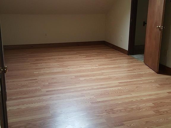 4th image of 28 Canal St #3