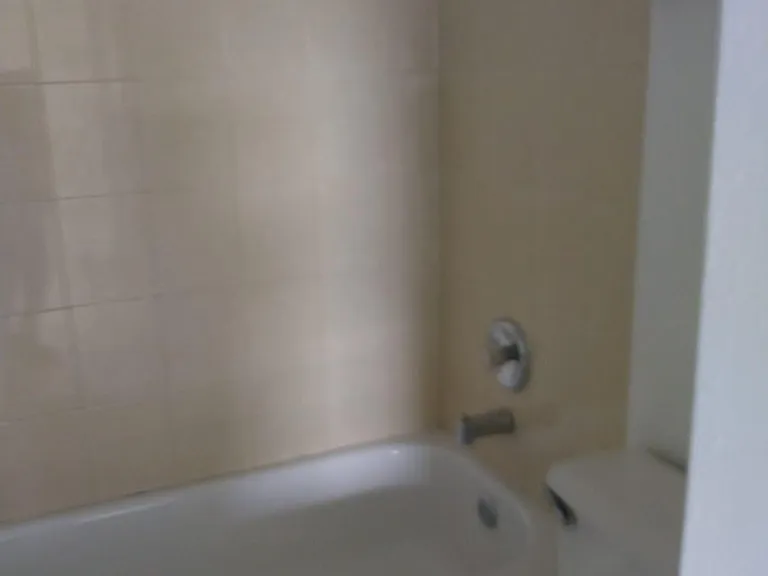 805 SW 113th Way #805 — Photo 8