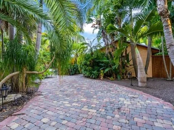 9 Bass Ave, Key Largo, FL 33037