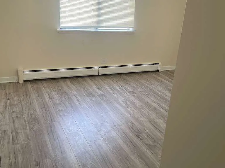 7306 N Winchester Ave #505 — Photo 3