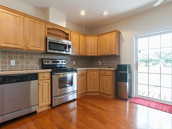 5th image of 25739 Baltusrol Dr