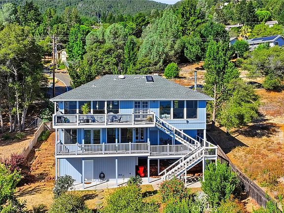 2nd image of 3333 Riviera West Dr