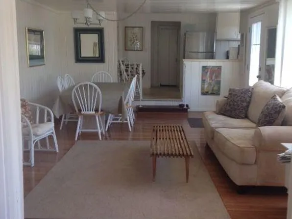 66 Town Beach Rd, Old Saybrook, CT 06475