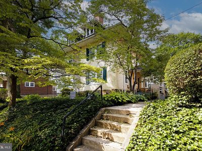 7433 Boyer St, Philadelphia, PA, 19119