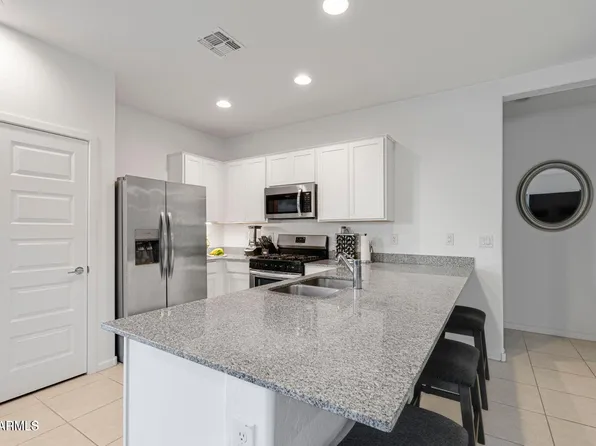 9416 W HEATHERBRAE Drive, Phoenix, AZ 85037