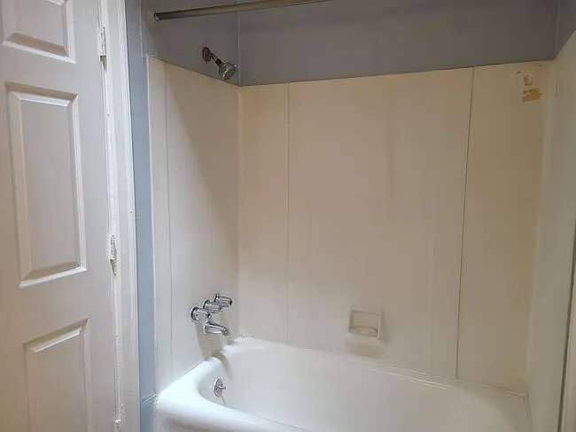 358 Huntley Road - 2 — Photo 4