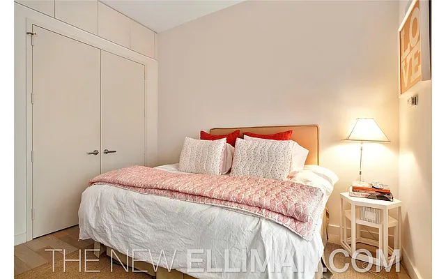 Rented by Douglas Elliman | media 22