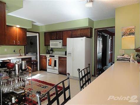 5th image of 4368 Hart Dr