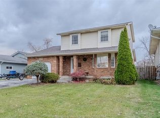 114 Kingsway, Essex, ON N8M 3C2