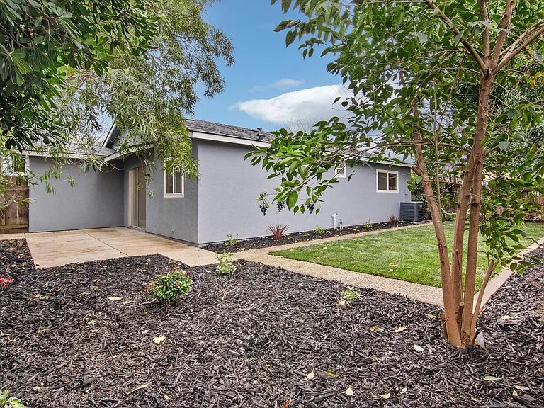8737 Grayling Way — Photo 28