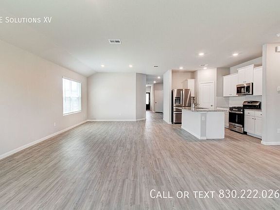 3rd image of 15123 Maskette Ave