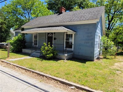 15 Smythe St, Laurens, SC, 29360