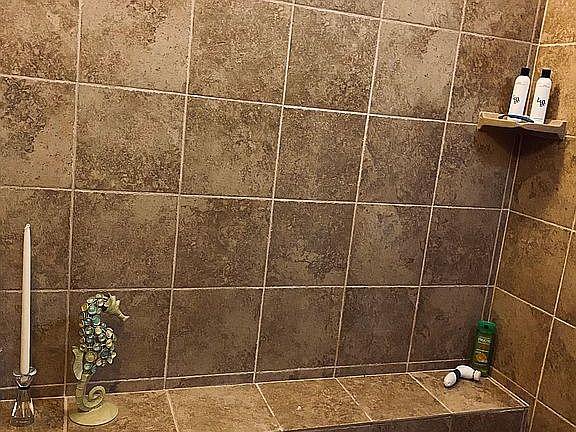 4th image of 117 W Wyndham Ct