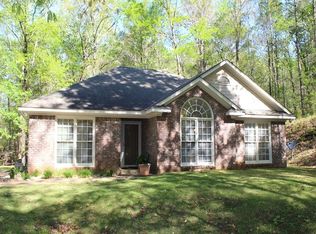 130 Lookout Dr, Hamilton, GA 31811