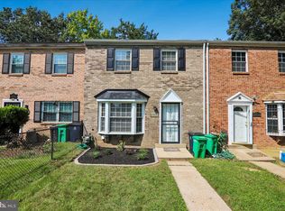 5503 Rollins Ln, Capitol Heights, MD 20743