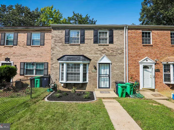 5503 Rollins Ln, Capitol Heights, MD 20743