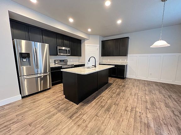 2nd image of 4417 W Lower Meadow Dr