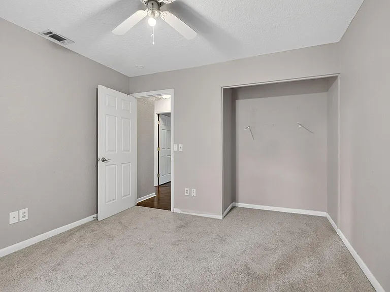 16932 Okeechobee Blvd — Photo 31