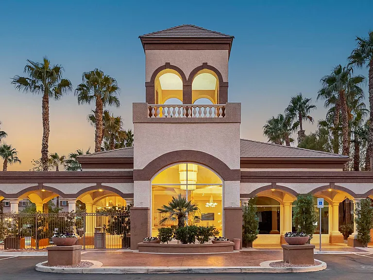 Resort at The Lakes — Photo 83