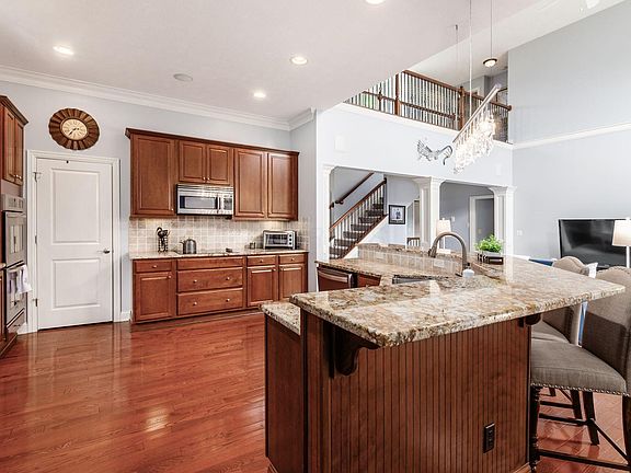 3rd image of 9066 Mediterra Pl
