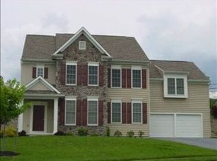 7414 Autumn Wood Dr, Harrisburg, PA 17112