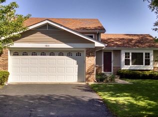 1611 Terri Cir, Naperville, IL