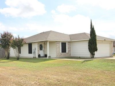 137 Hay Meadow Rd, Cedar Creek, TX, 78612