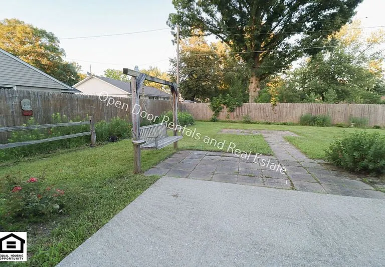 6820 Raintree Rd — Photo 13
