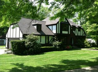 10517 Briarwood Ct, Elyria, OH 44035