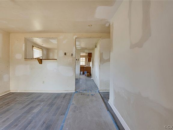 4th image of 1005 Chesnut St