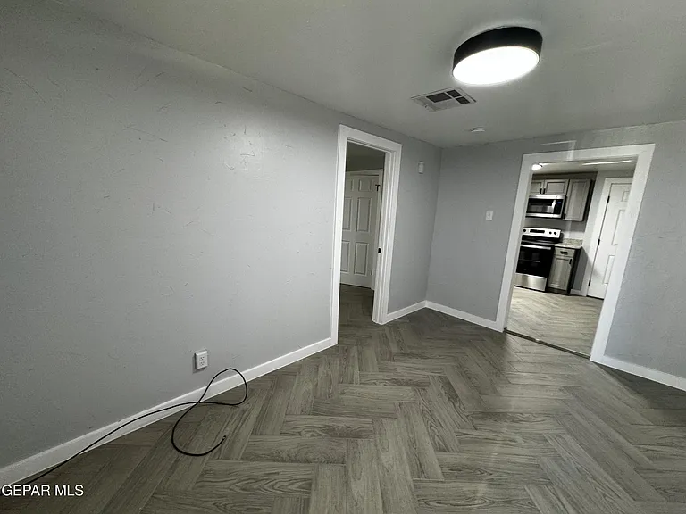 10277 N Loop Dr #B — Photo 27