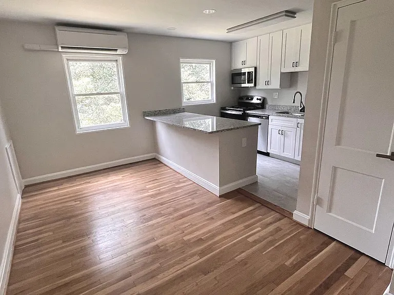 Parkview — Photo 49