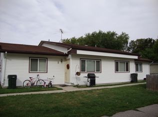 W 4th St 2423 - 1 NR, Cedar Falls, IA 50613