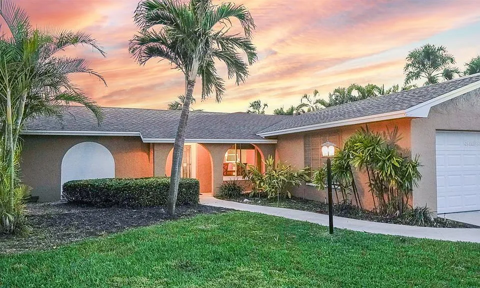 3606 Belle Vista Dr E