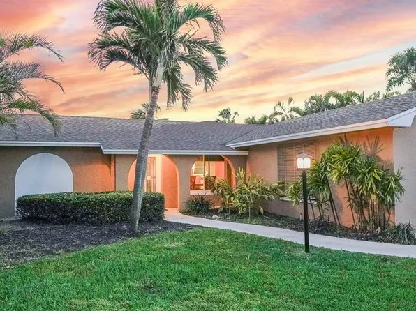 3606 Belle Vista Dr E, Saint Pete Beach, FL 33706