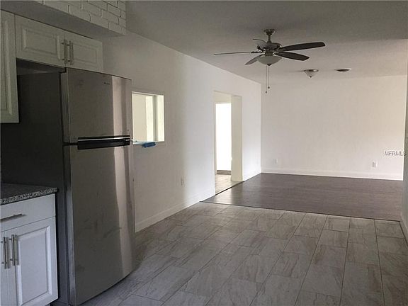5th image of 1311 Saint Thomas Dr