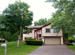 6693 Stratford Alcove, Woodbury, MN 55125
