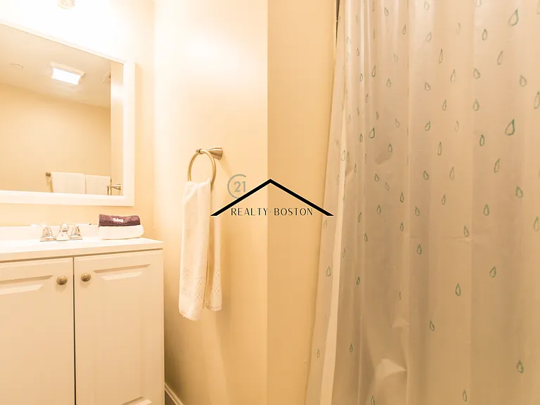 20 Sheafe St #3F — Photo 5