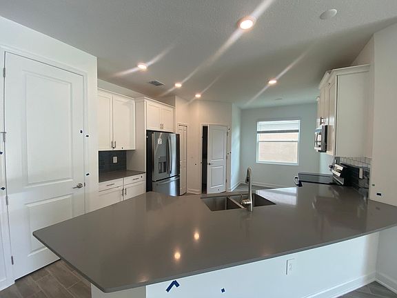 4th image of 1744 Grateful Ln