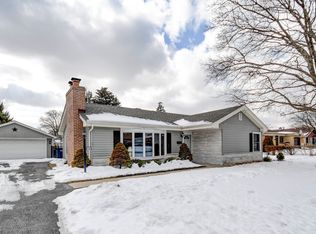 6925 W 114th St, Worth, IL