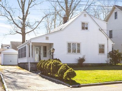 246 Longview Ave, Hasbrouck Heights, NJ, 07604
