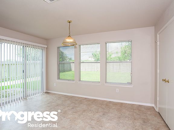4th image of 16226 Soaring Eagle Dr