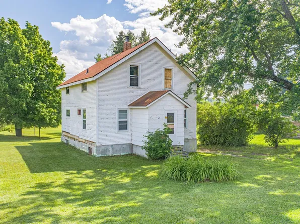 404 W Shagawa Rd, Ely, MN 55731