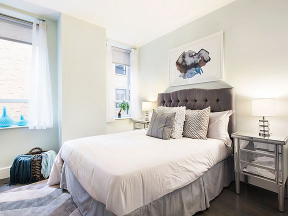 4th image of 432 W 52nd St APT 2D