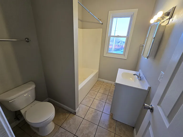 649 1st Ave #B22 — Photo 12