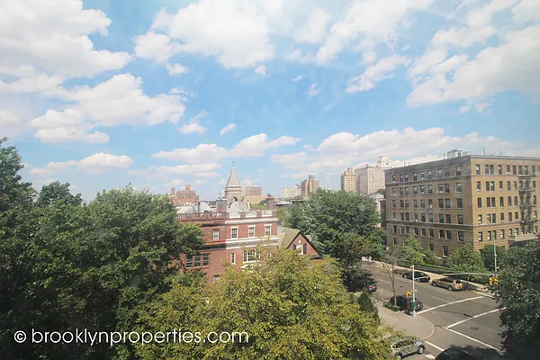 Sold by Brooklyn Properties | media 15