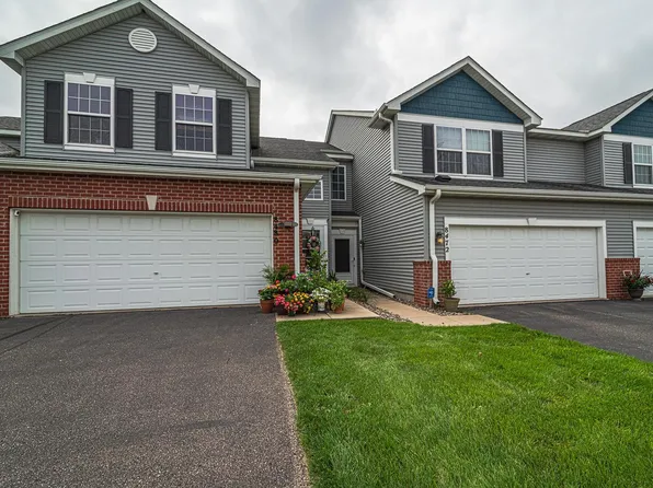 8480 Grove Cir, Shakopee, MN 55379