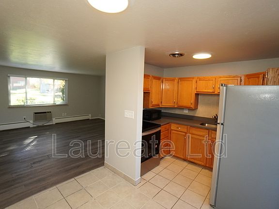 4th image of 761 Oak St #D